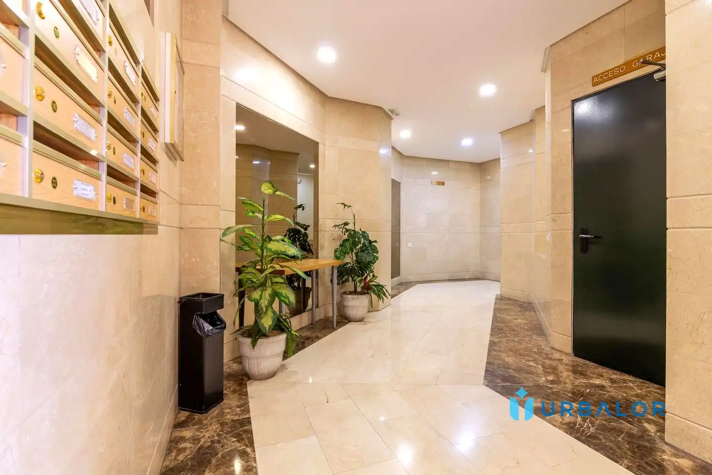 Flat for sale in Alcorcón  with Air Conditioner, Heating and Parquet flooring