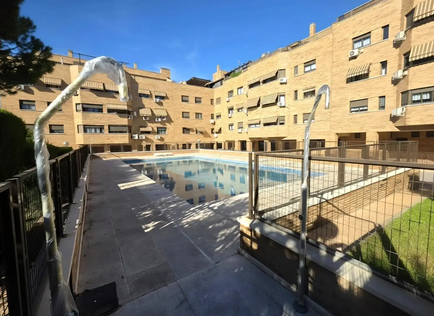 Pis amb piscina en venda a Hospital, imagen 48