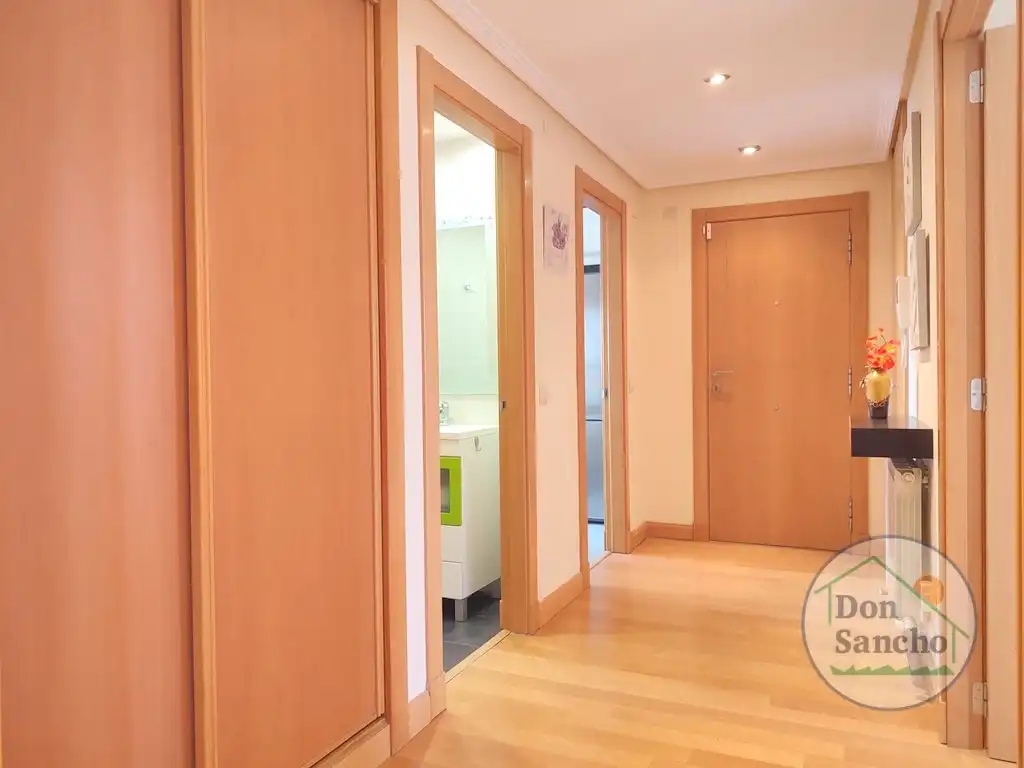 Attic for sale in Valladolid  with Air Conditioner, Heating and Terrace