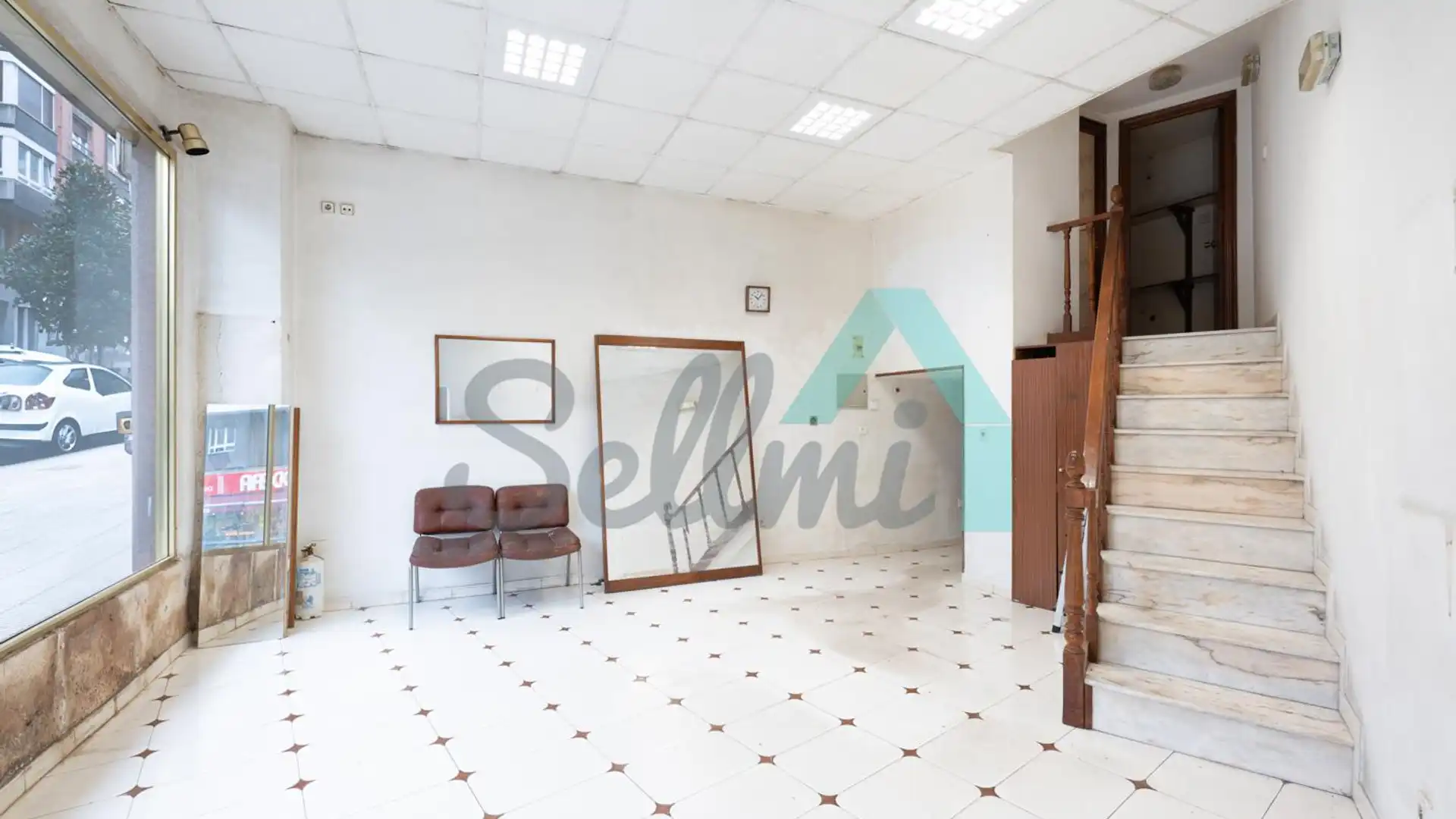 Local de lloguer en Oviedo 