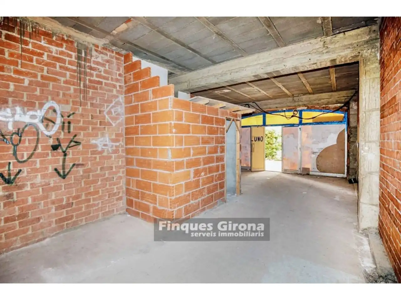 Flat for sale in Girona