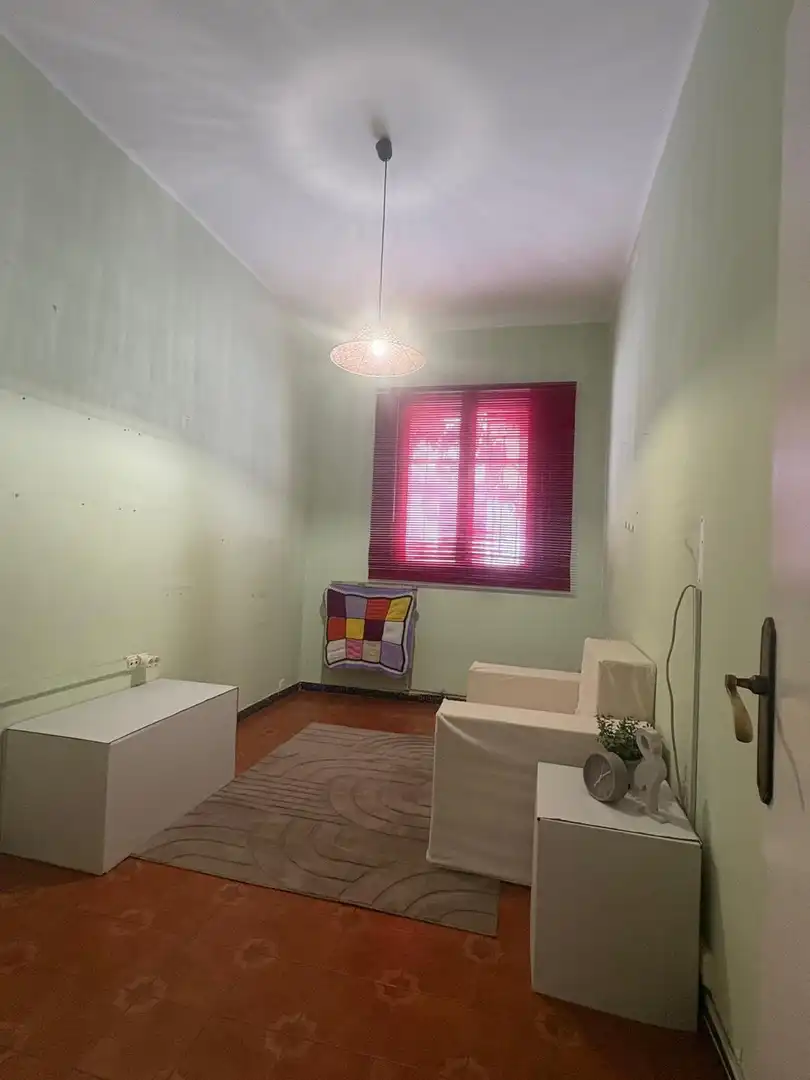 Habitación de Planta baja en venta en Ponent