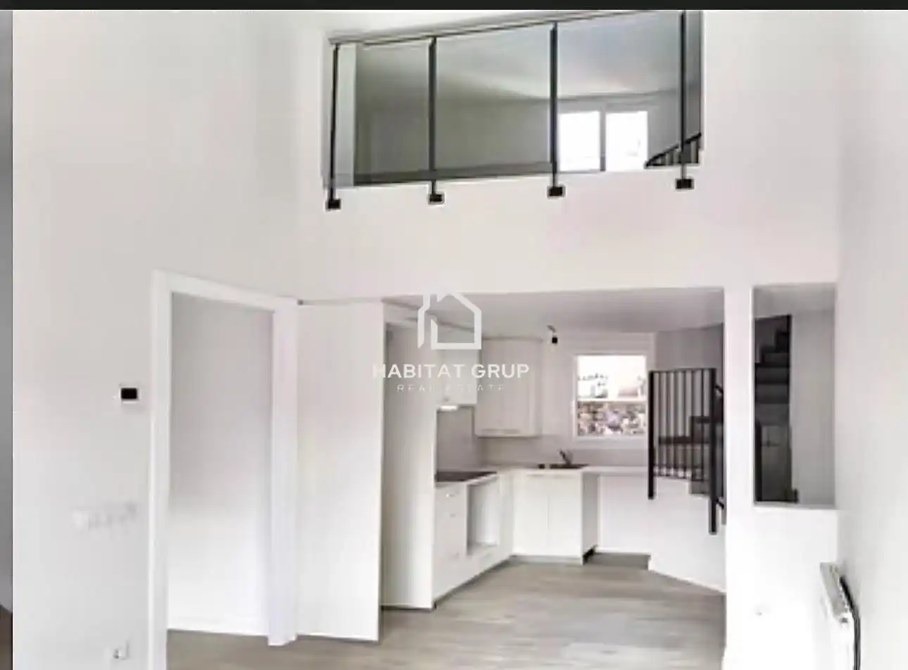 Duplex with lift for sale in Olot, imagen 2