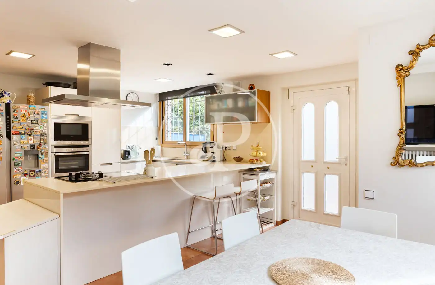 Cocina de Casa o chalet en venta en Cerdanyola del Vallès con Aire acondicionado, Calefacción y Jardín privado