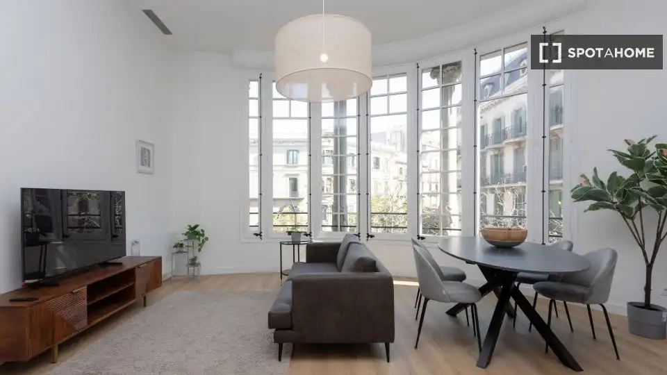 Flat with terrace to rent in Eixample, imagen 8