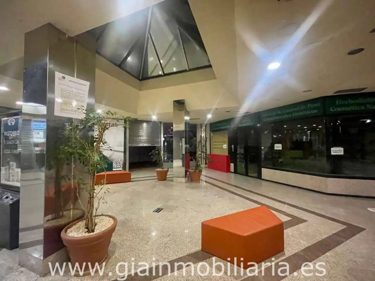 Gewerbefläche zum Verkauf in Avenida Manuel Lemos 30, imagen 7