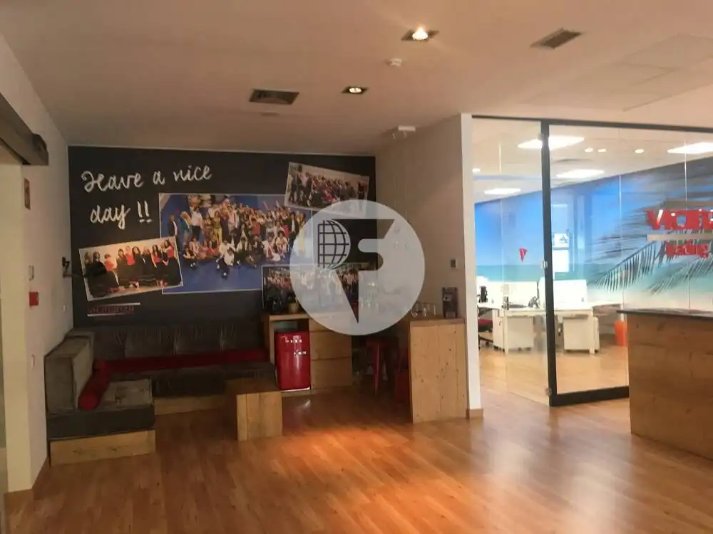 Nave industrial de alquiler en Cornellà de Llobregat