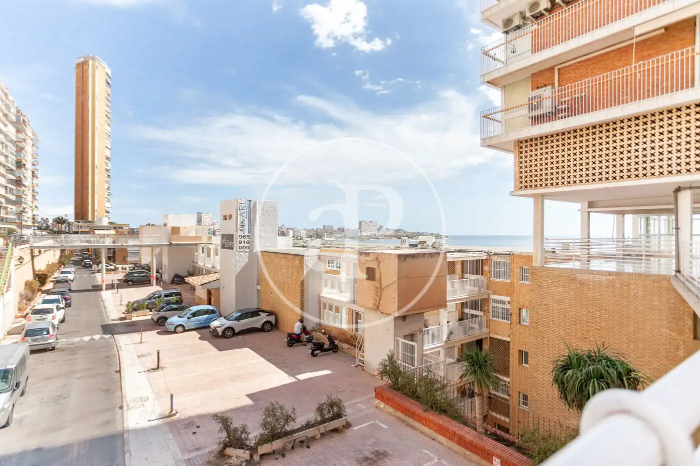 Vista exterior de Pis en venda en Alicante / Alacant amb Aire condicionat, Calefacció i Moblat
