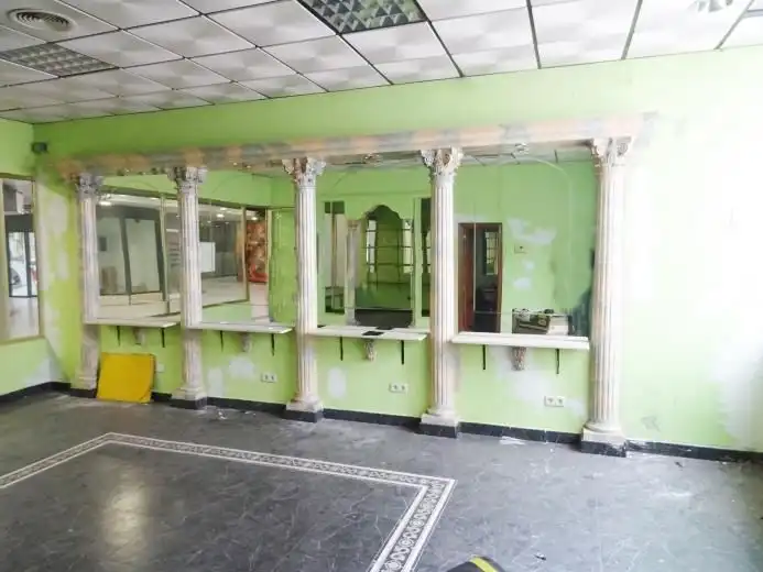 Local en venta en Suroeste - Zona Hospital
