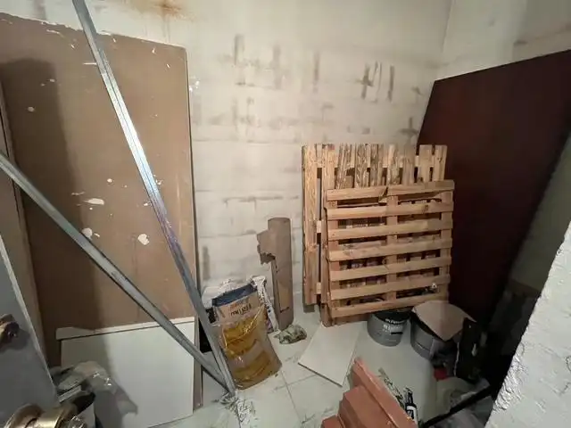Wohnung zum Verkauf in Zaragoza mit Klimaanlage und Abstellraum