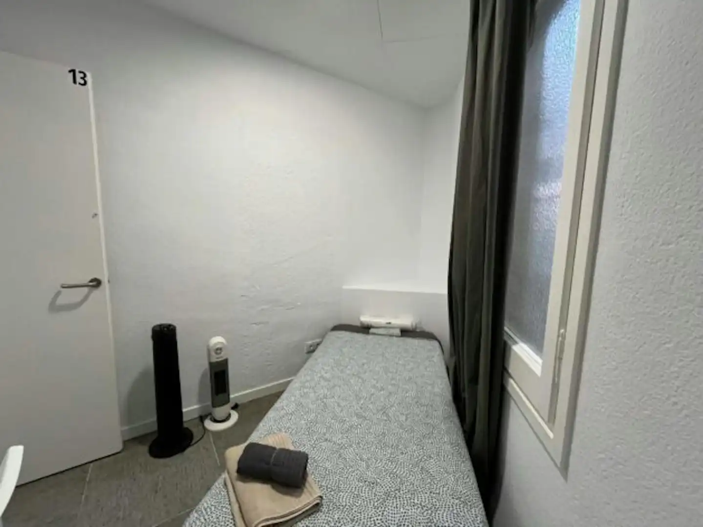 Schlafzimmer von Wohnung zur untervermieten in Barcelona mit Heizung und Waschmaschine