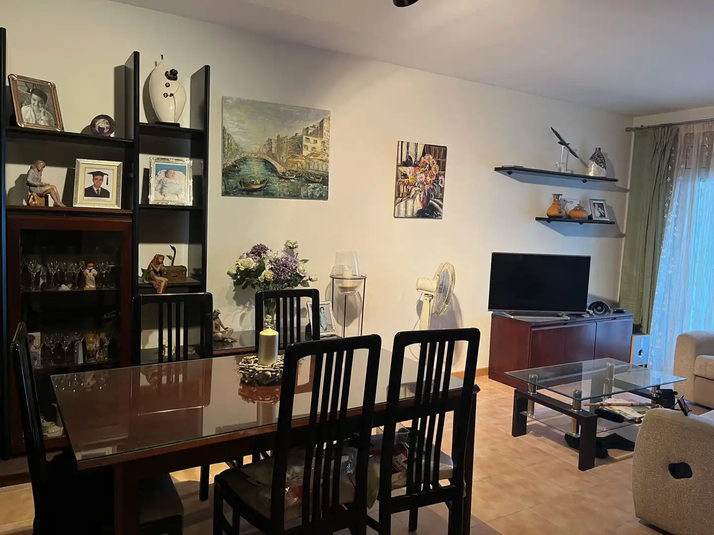 Sala de estar de Piso en venta en Barberà del Vallès con Calefacción, Terraza y Trastero