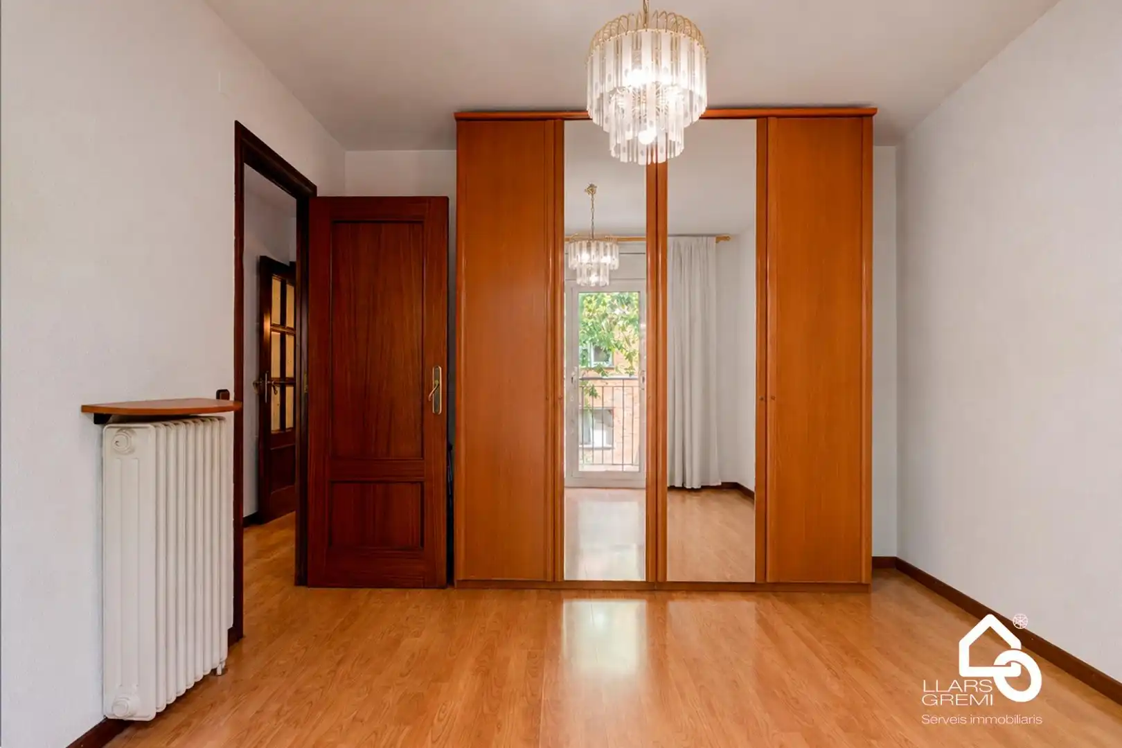 Habitación de Piso en venta en Barcelona con Calefacción y Balcón