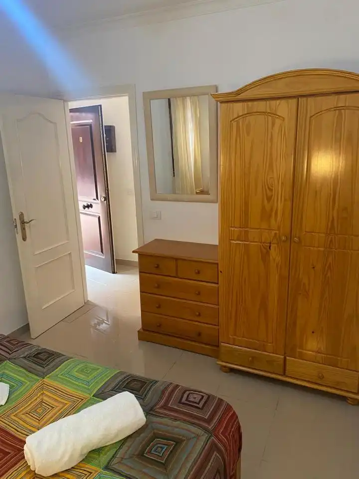Habitación de Apartamento en venta en Arona con Terraza, Amueblado y Piscina comunitaria