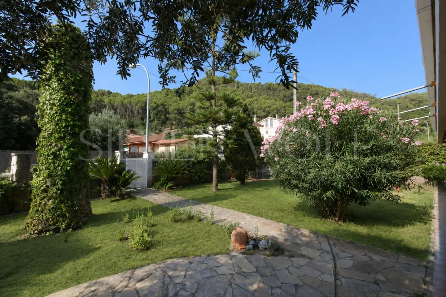 Casa con piscina en venta en Segona Avinguda, imagen 37