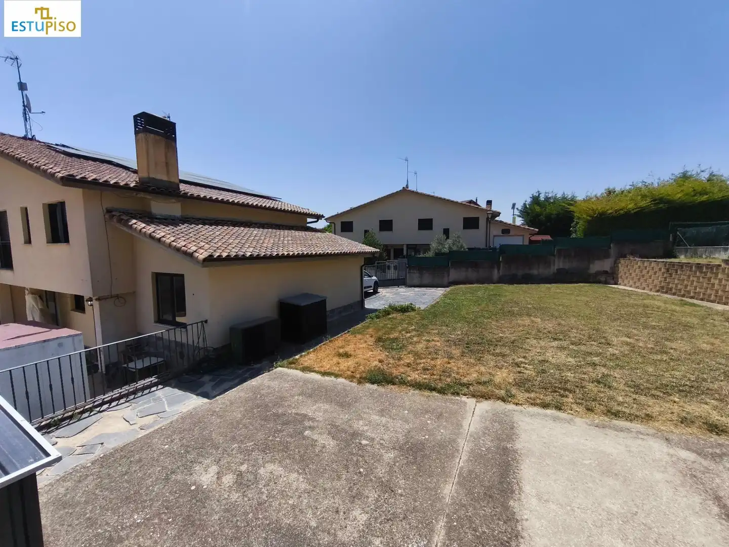 Casa adosada en venda en Erriberagoitia / Ribera Alta amb Calefacció, Terrassa i Alarma