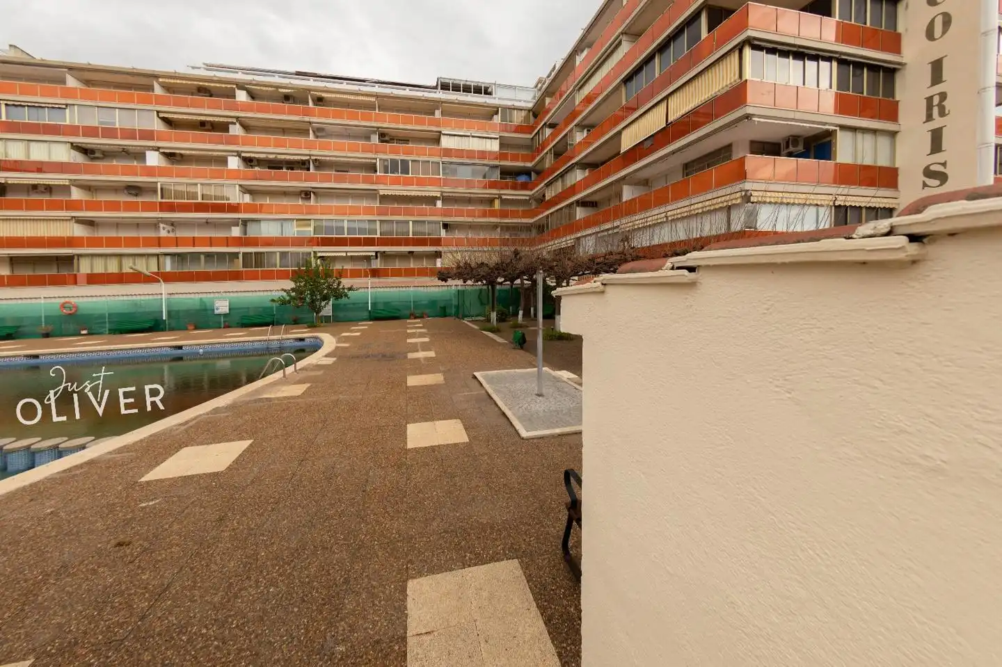 Vista exterior de Pis en venda en Vila-seca amb Terrassa, Moblat i Piscina comunitària