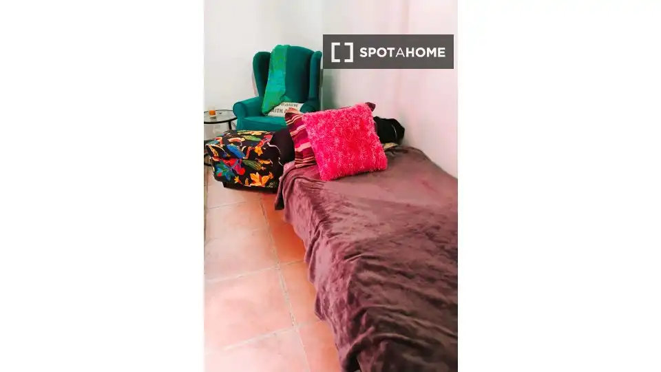 Bedroom of Apartments for share in Santa Cruz de Tenerife  with Air Conditioner, Heating and Terrace