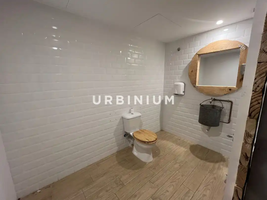 Local comercial en alquiler en Centre - Barri Vell, imagen 11