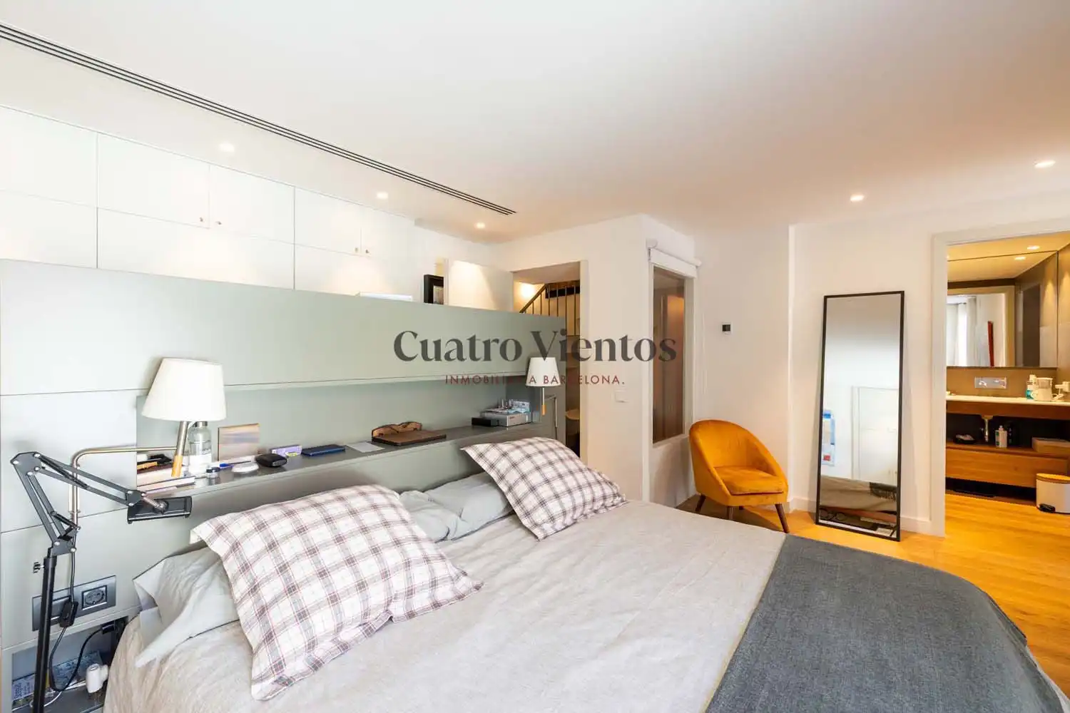 Ático con ascensor en venta en Carrer de Bori i Fontestà, imagen 20