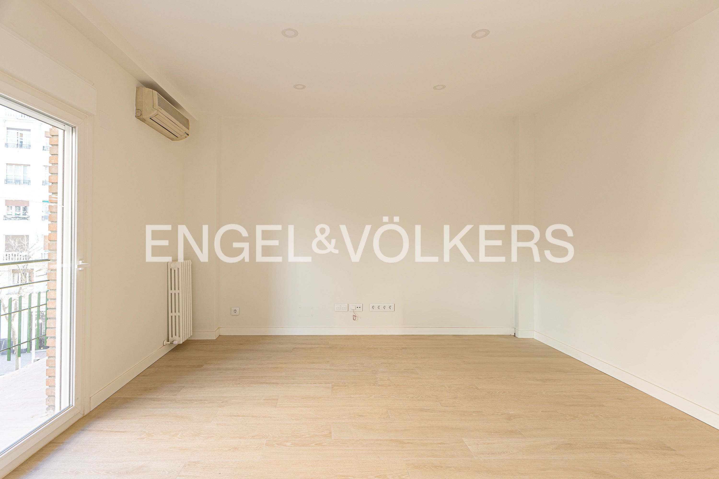 Pis de lloguer en  Madrid Capital amb Aire condicionat, Calefacció i Terrassa