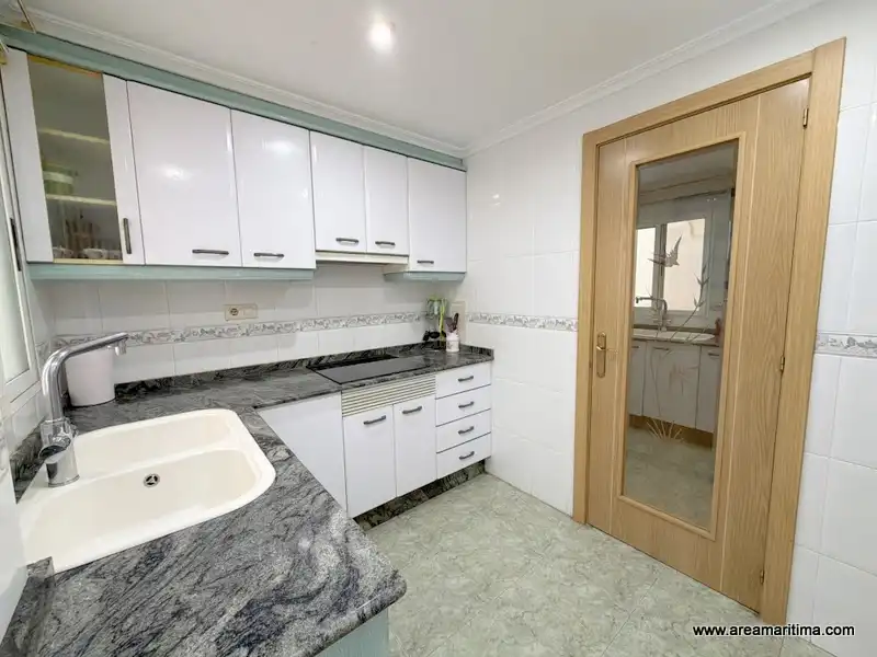 Cocina de Piso en venta en Valencia con Aire acondicionado, Calefacción y Horno