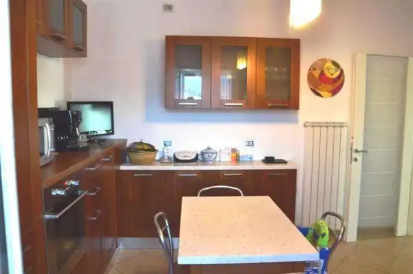 Küche von Wohnung zum Verkauf in Lleida