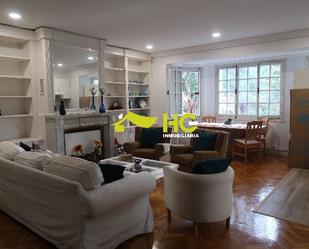 Living room of Apartment to rent in Villaviciosa de Odón  with Air Conditioner, Heating and Parquet flooring