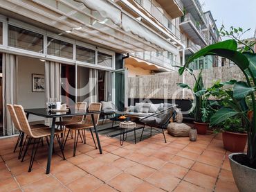 Apartament amb ascensor de lloguer a Carrer de València