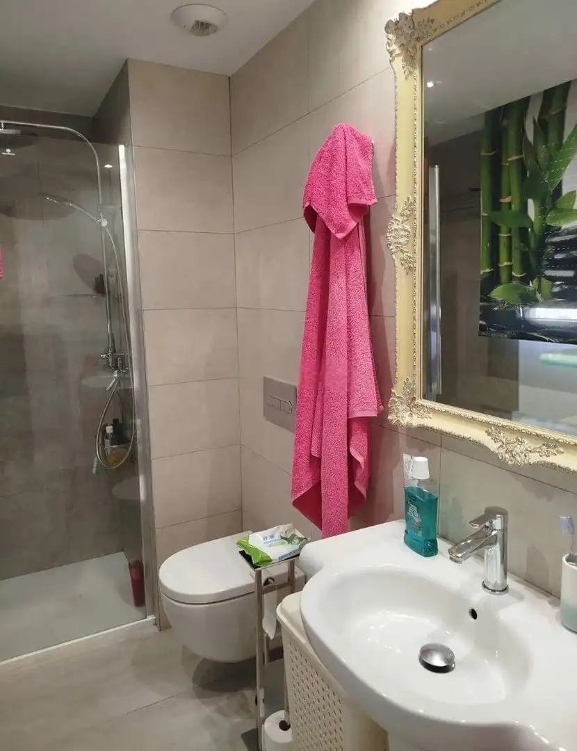 Baño de Apartamento en venta en Vinaròs con Aire acondicionado, Calefacción y Jardín privado