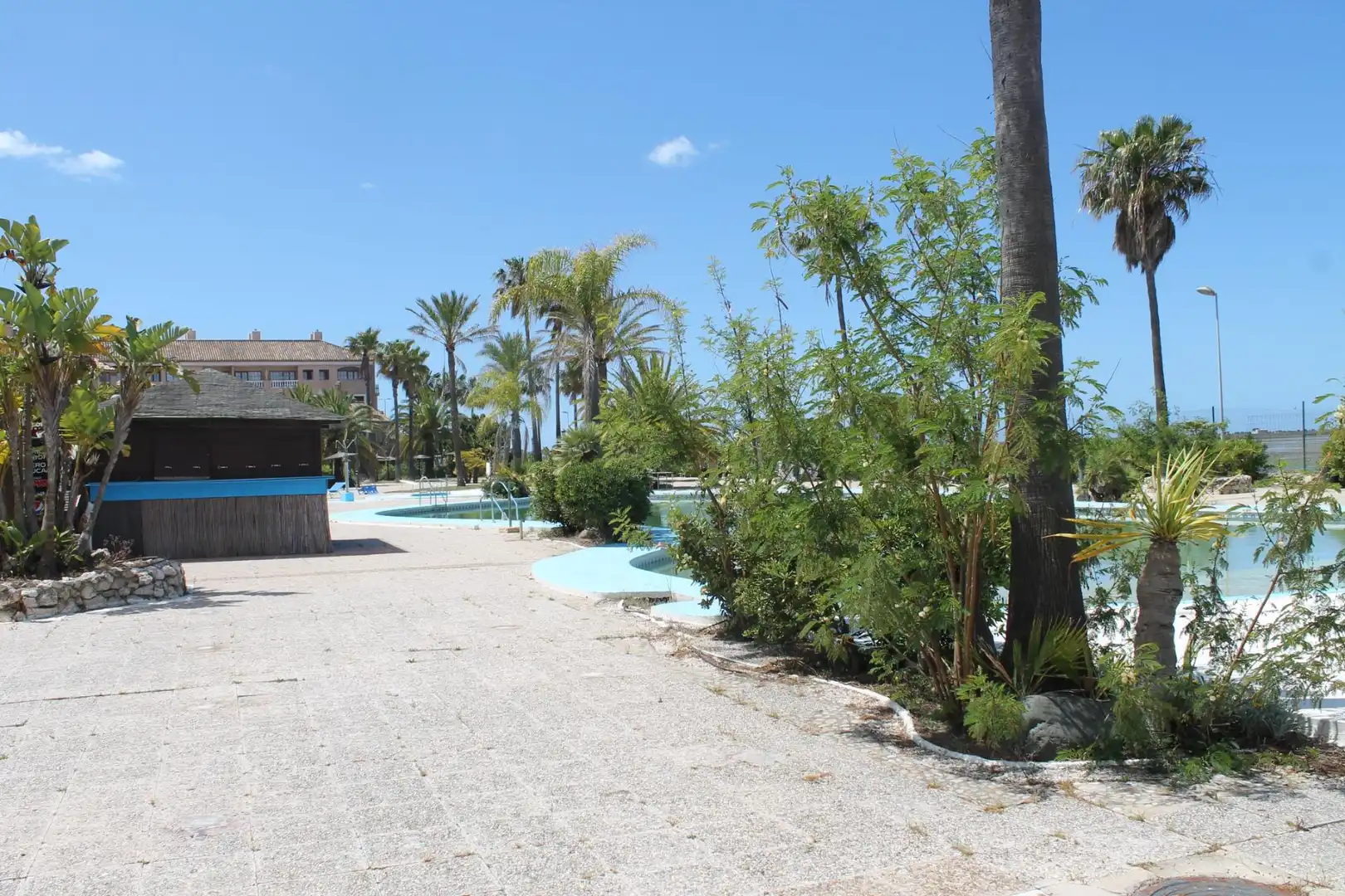 Swimming pool of Study for sale in San Fernando  with Air Conditioner, Terrace and Furnished
