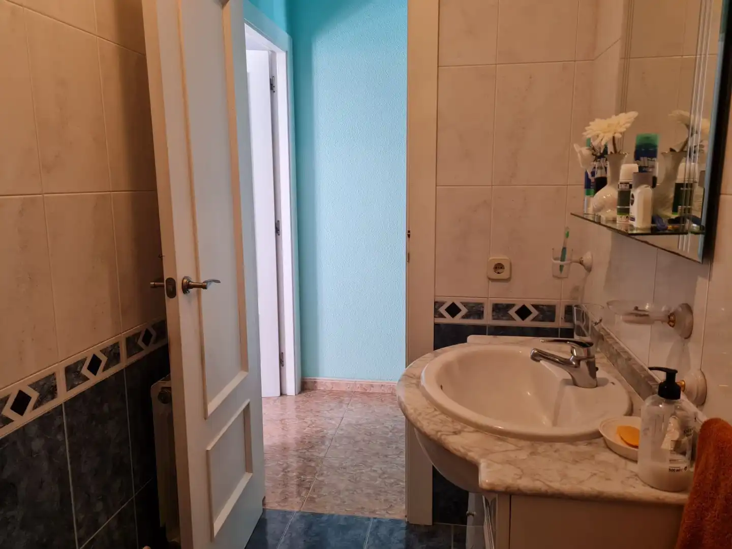 Bathroom of Houses for sale in Móstoles  with Heating, Private garden and Terrace