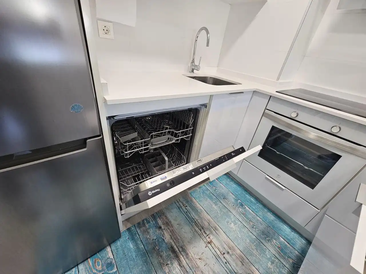 Cocina de Piso en venta en Torremolinos con Aire acondicionado y Amueblado
