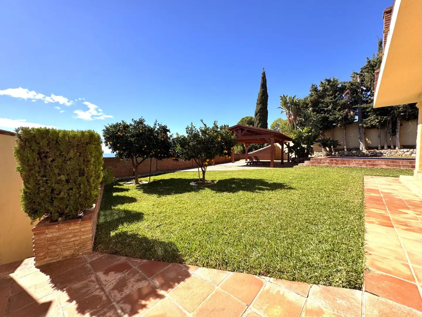 Garden of Houses for sale in Benalmádena  with Air Conditioner, Heating and Private garden