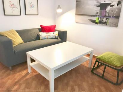 Wohnzimmer von Wohnungen miete in  Valencia Capital mit Klimaanlage, Möbliert und Internet