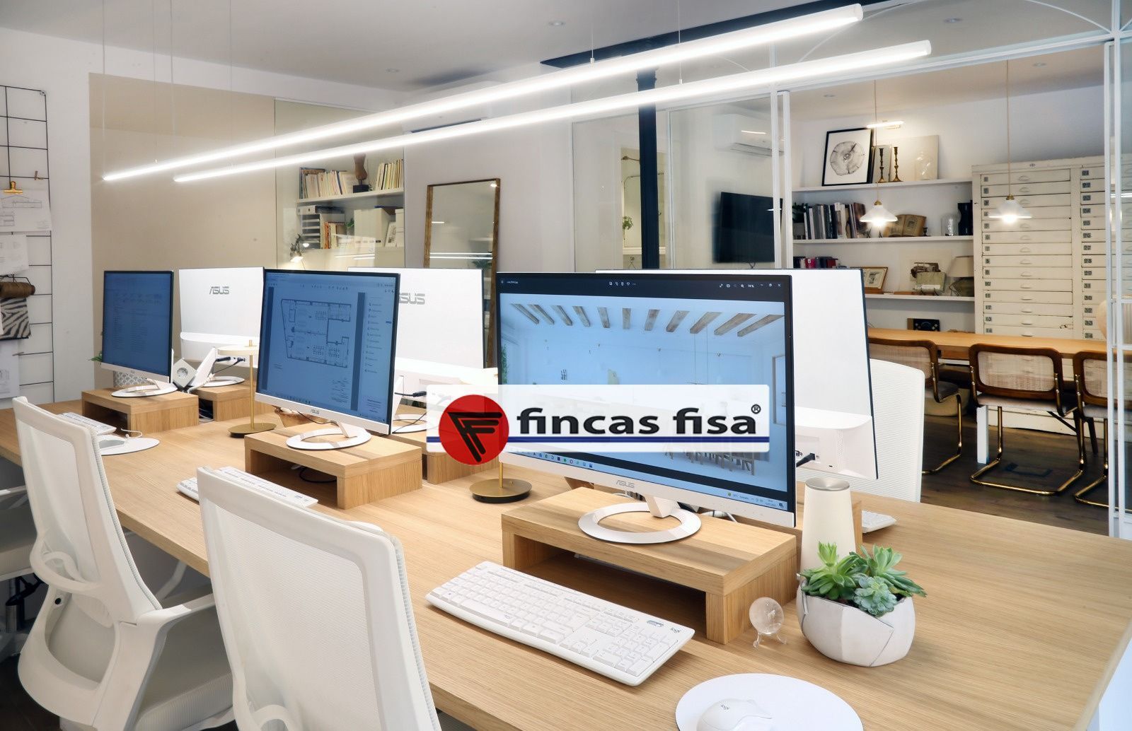 Local de lloguer a Centre - Nucli Antic