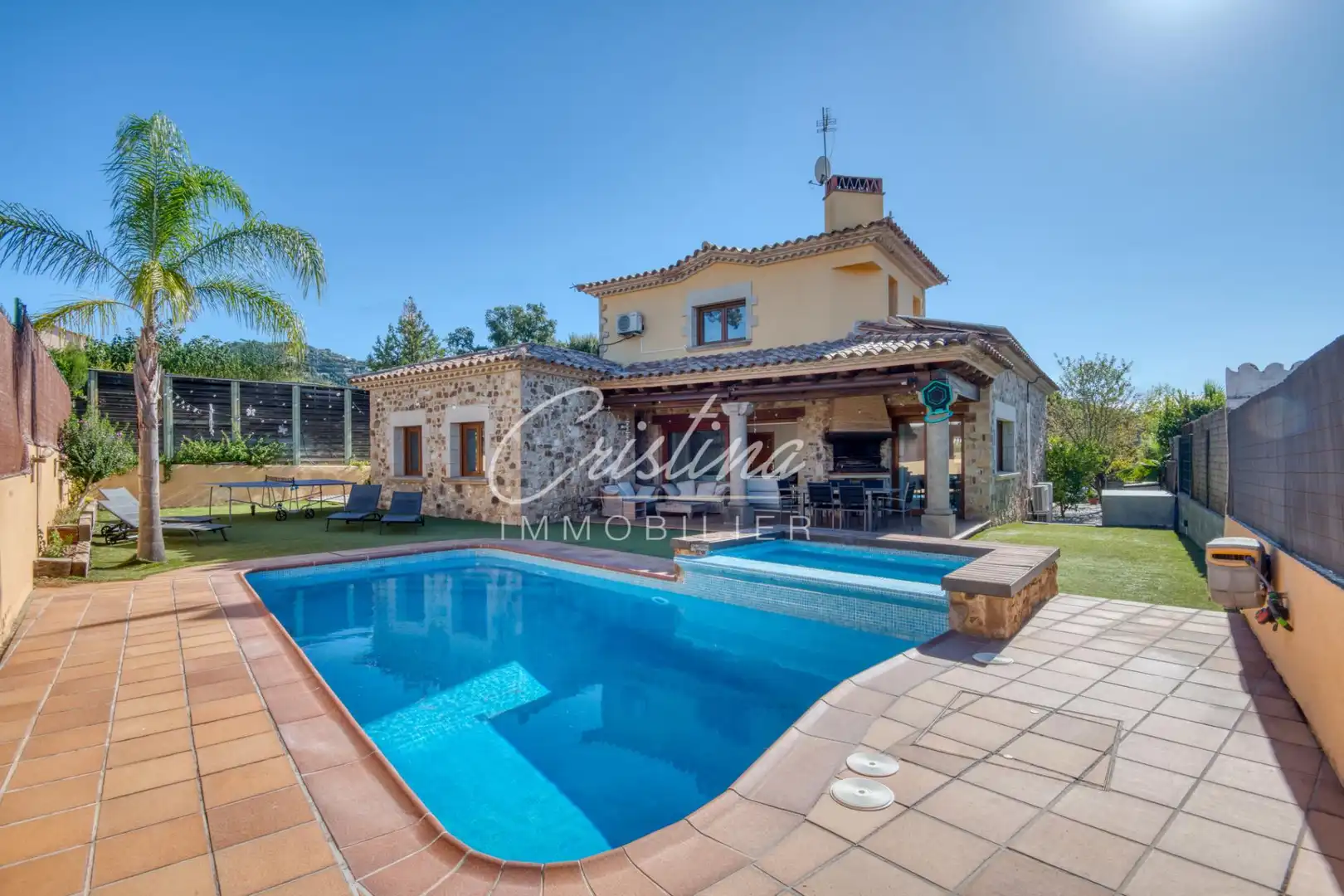 Vista exterior de Casa o xalet en venda en Santa Cristina d'Aro amb Calefacció, Jardí privat i Terrassa