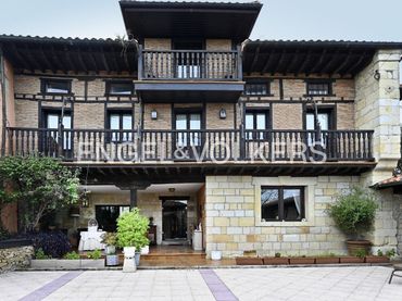 Casa a schiera con balcone in vendita a Barrio Cerrazo