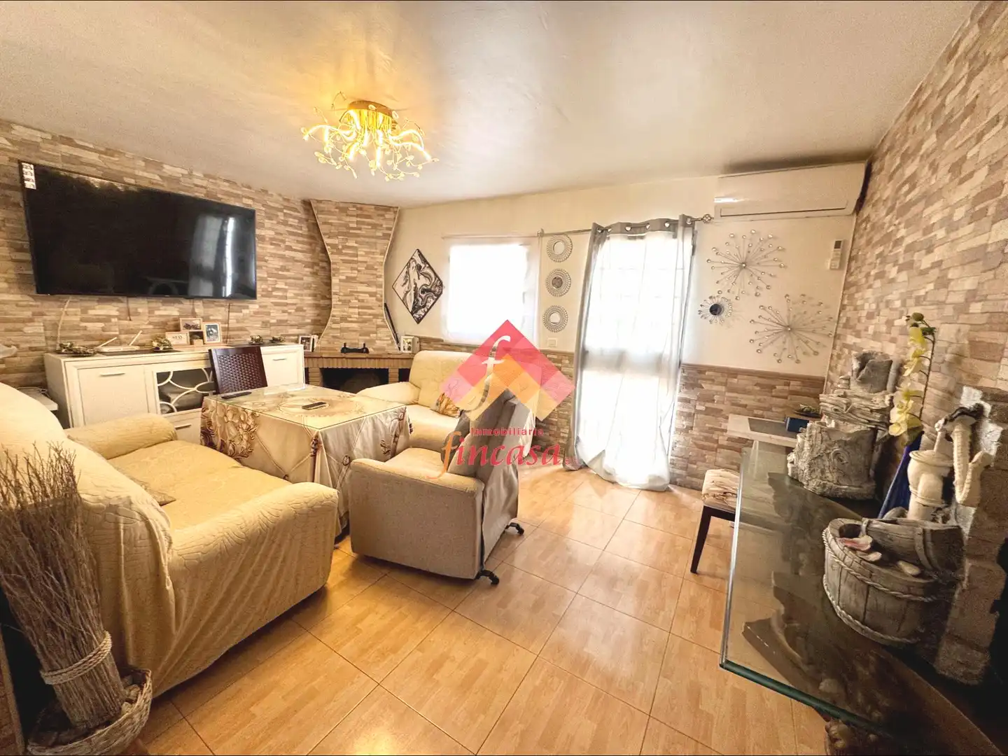 Wohnzimmer von Einfamilien-Reihenhaus zum Verkauf in Ronda