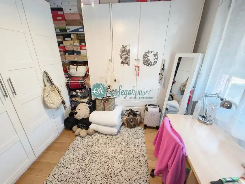 Habitación de Casa o chalet en venta en Segovia con Calefacción y Trastero