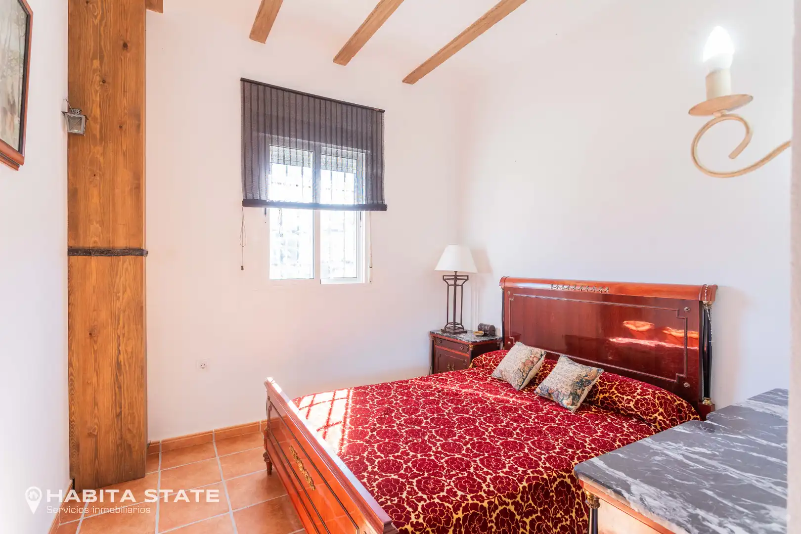 Dormitori de Casa o xalet en venda en Macael amb Jardí privat, Terrassa i Moblat