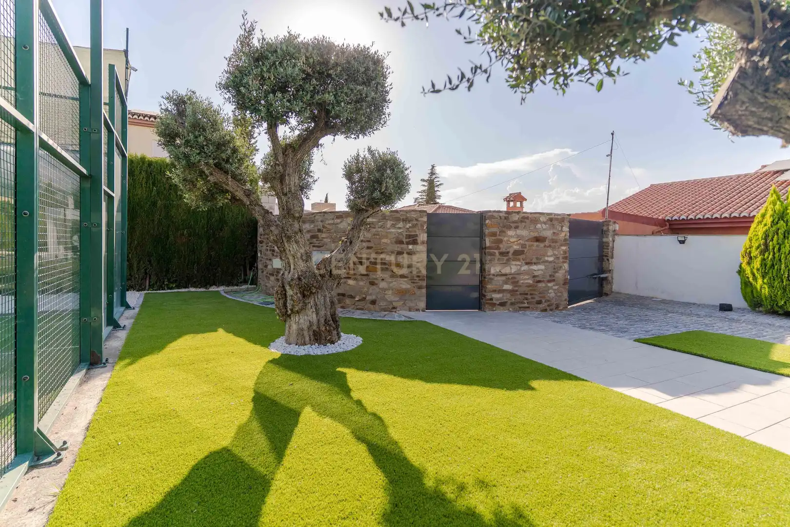 Jardí de Casa o xalet en venda en Gójar amb Aire condicionat, Jardí privat i Traster