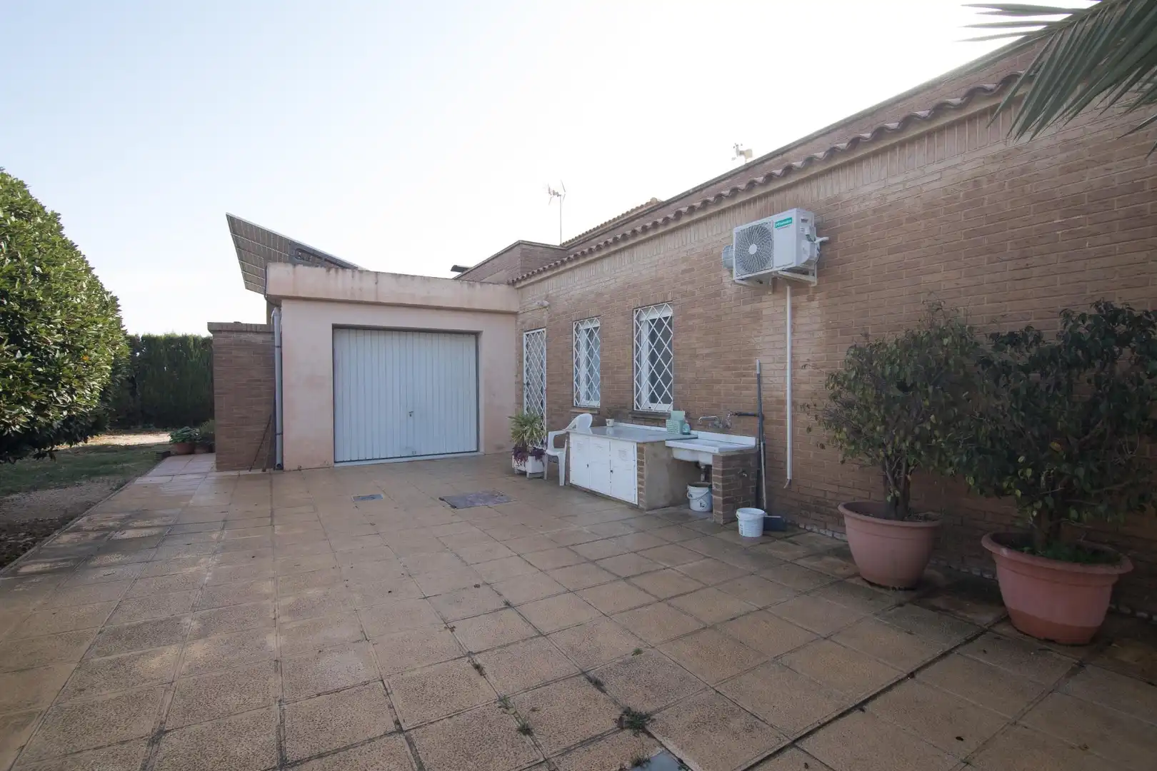 Jardí de Casa o xalet en venda en Elche / Elx amb Aire condicionat, Calefacció i Jardí privat