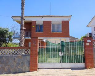 Vista exterior de Casa o xalet en venda en Masquefa amb Jardí privat, Terrassa i Traster