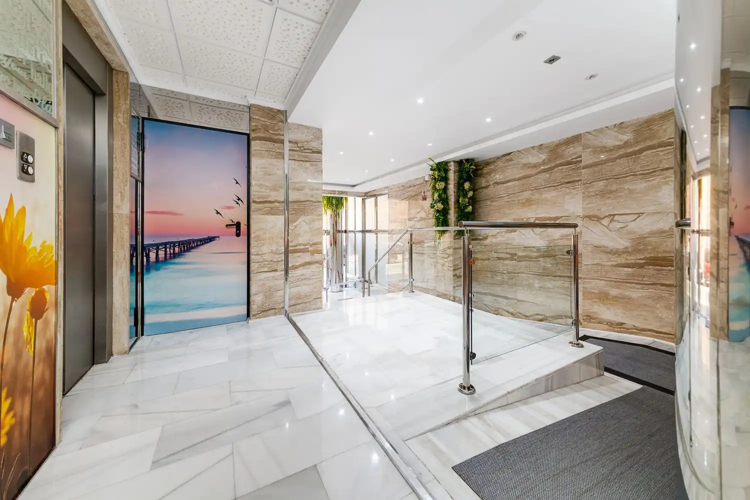 Piso con terraza en venta en Avenida Diego Ramírez Pastor 192, imagen 32