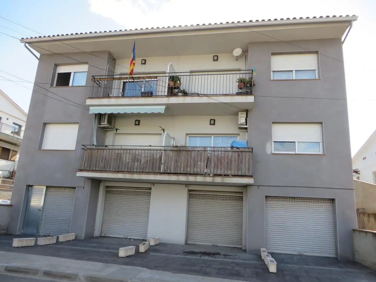 Vista exterior de Piso en venta en Palau-solità i Plegamans