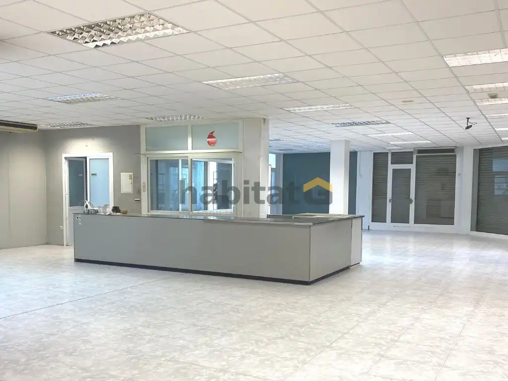 Local comercial en alquiler en Bellpuig