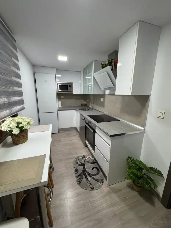 Cuina de Casa o xalet en venda en Cadrete amb Aire condicionat, Calefacció i Jardí privat