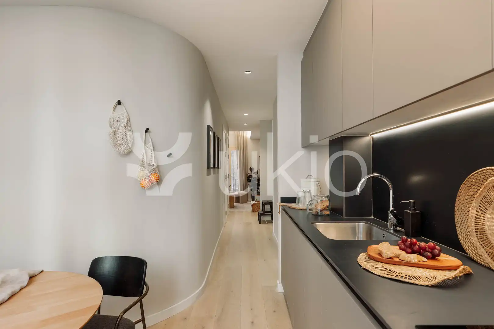 Cocina de Apartamento de alquiler en Barcelona con Aire acondicionado, Calefacción y Terraza