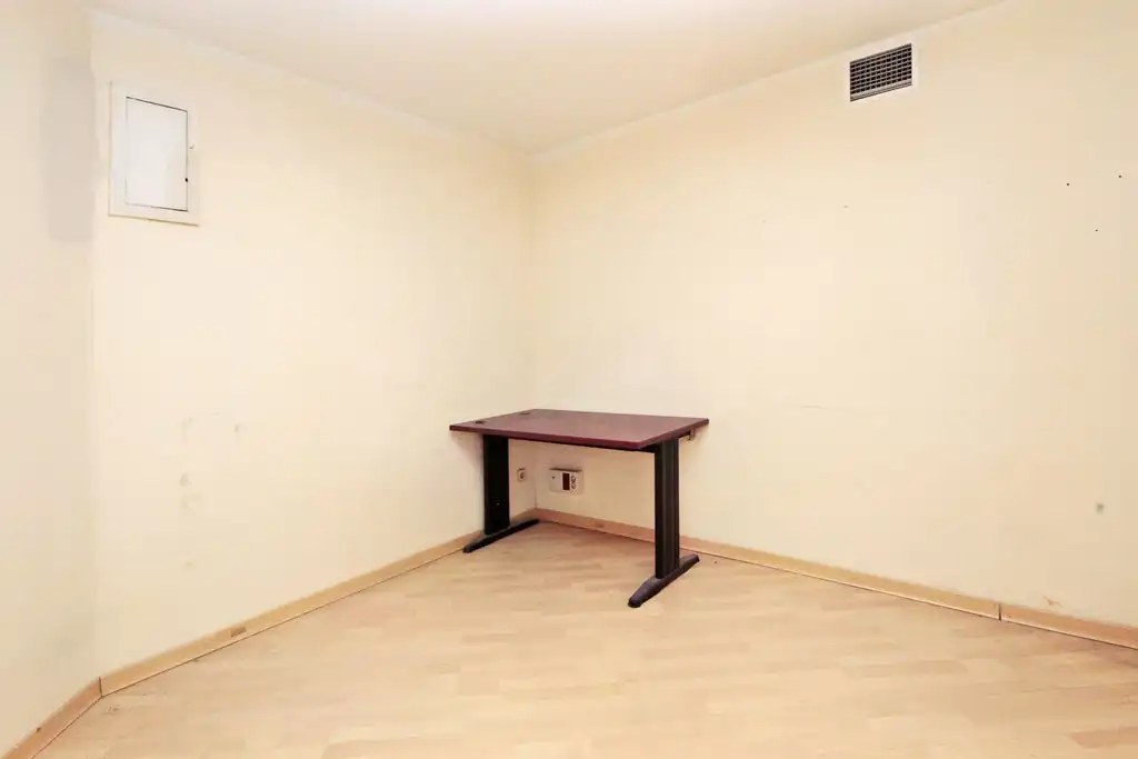 Solvia Inmobiliaria  Locales Esplugues de Llobregat, imatge 5